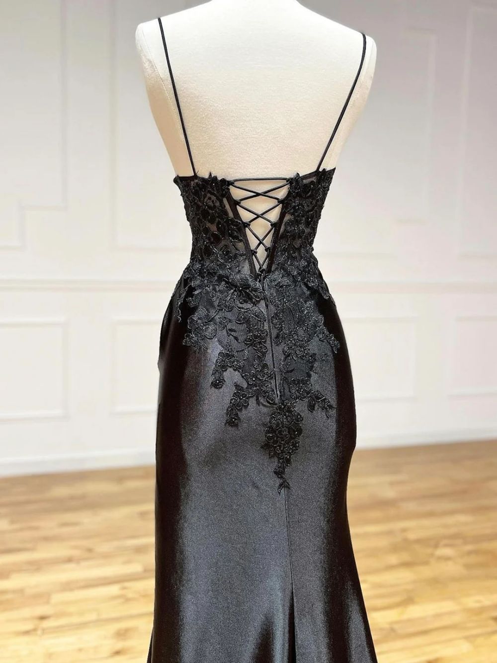 V-neck Backless Mermaid Black Lace Diamond Trim Slim Split Long Dress Party Gown Long Dress