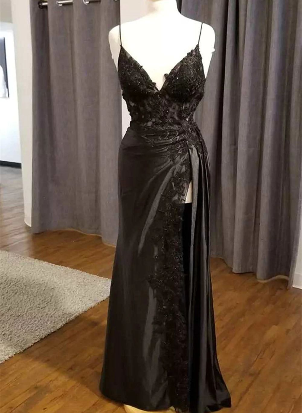 V-neck Backless Mermaid Black Lace Diamond Trim Slim Split Long Dress Party Gown Long Dress