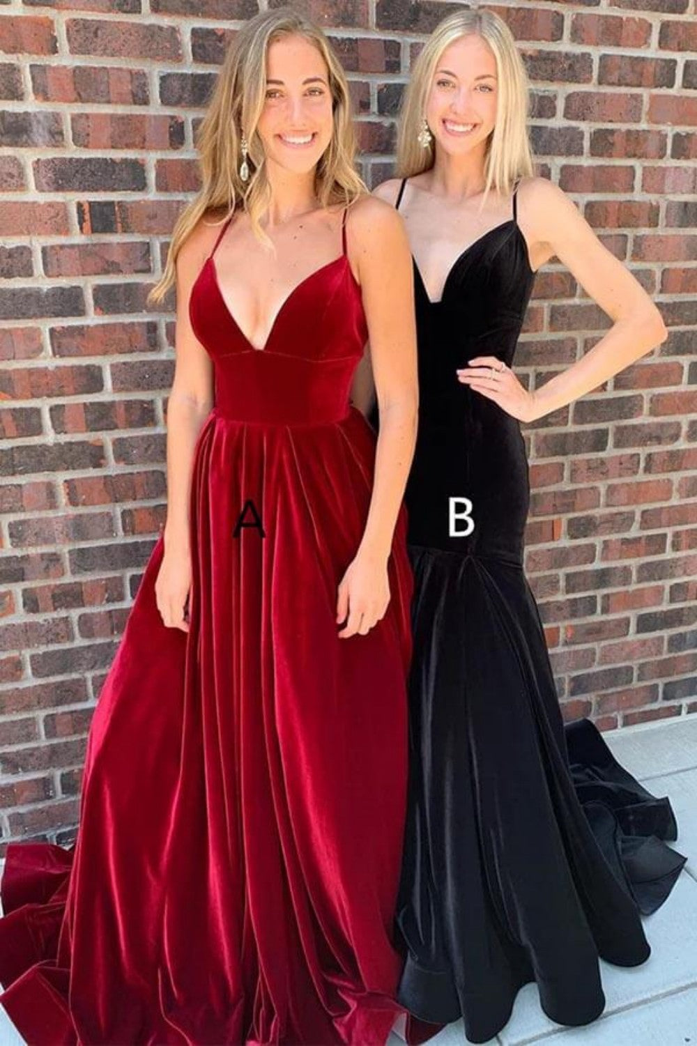 Elegant black velvet evening gown with spaghetti straps V-neck A-line ball gown women's evening dress